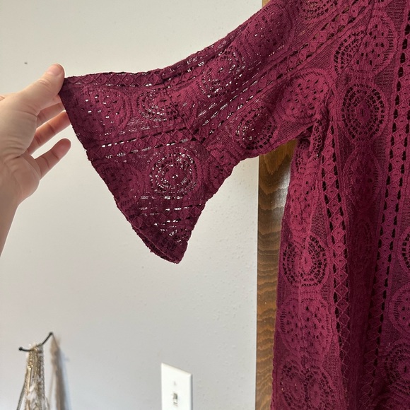 Maroon blouse - Picture 4 of 6